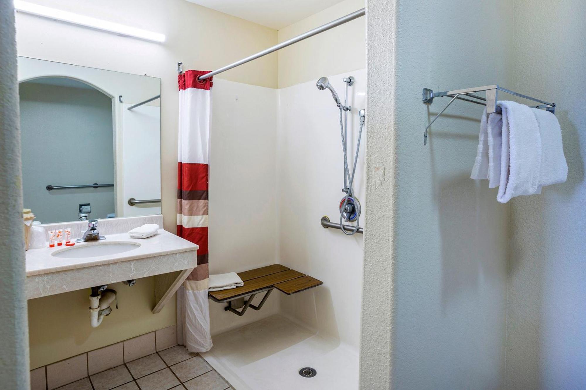 Oyo Hotel Lsu Port Allen Dış mekan fotoğraf